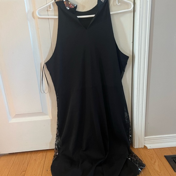 Black and silver sparkly dress - Picture 2 of 3